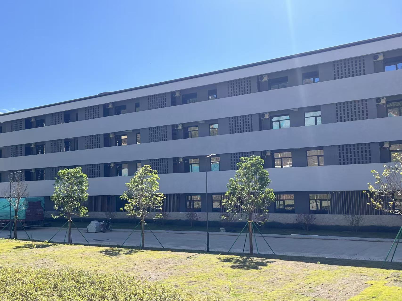 UHPC幕墙板